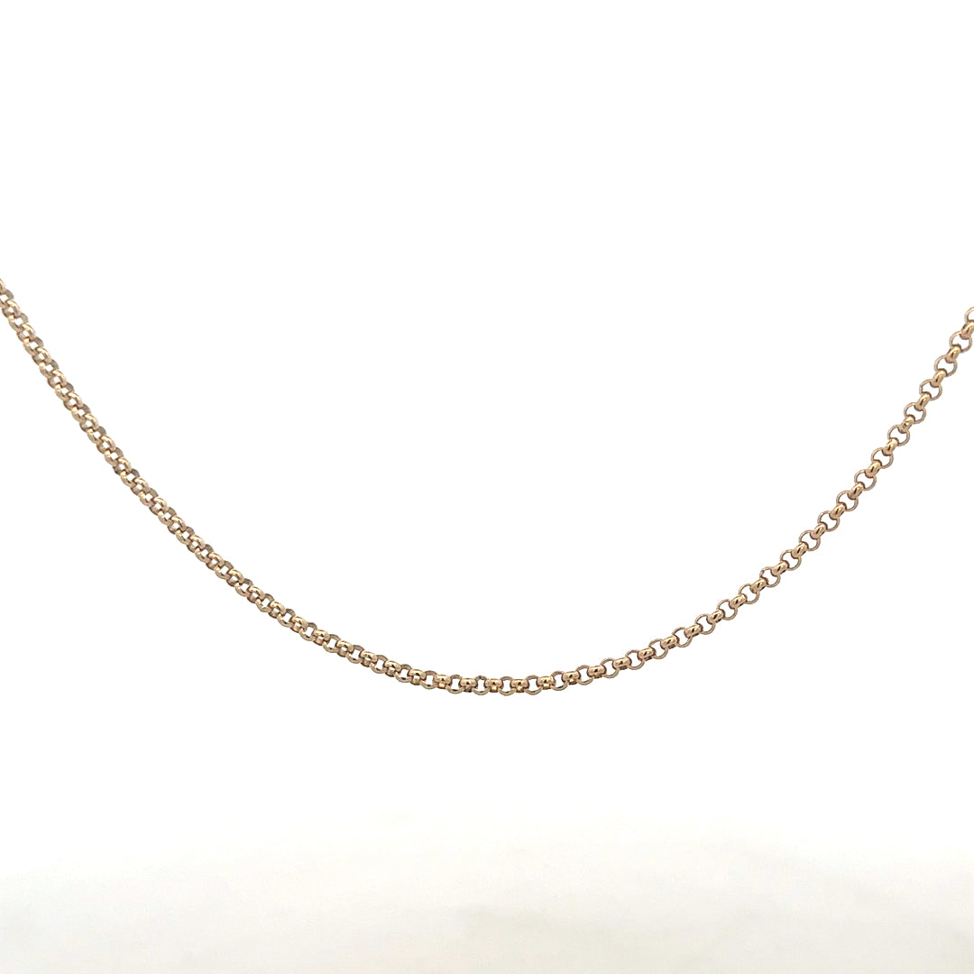 9ct yellow gold belcher chain weighing 5.3g, featuring classic interlinked oval links, unbranded jewelry accessory.