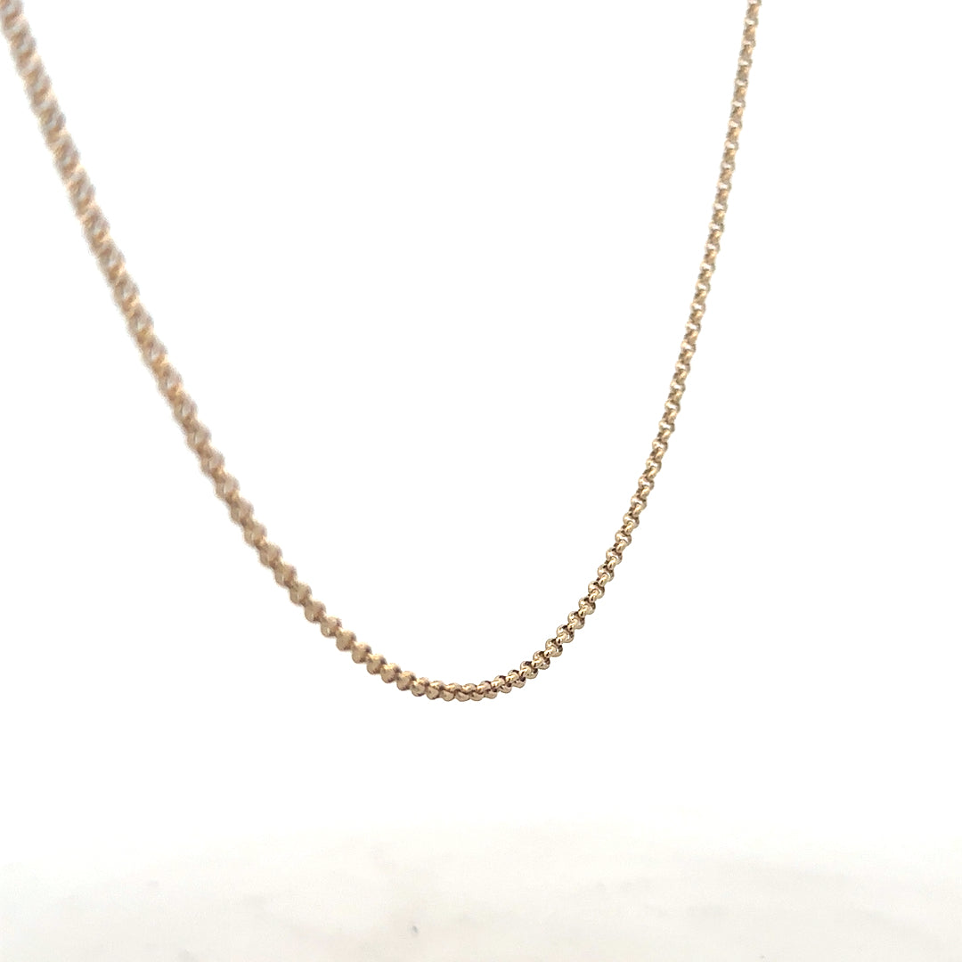 9ct yellow gold belcher chain weighing 5.3g, featuring classic linked design, unbranded jewelry accessory.