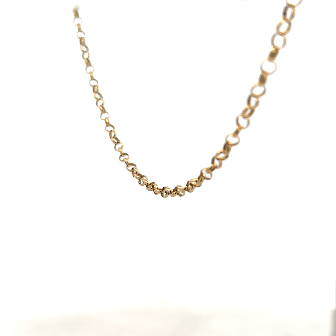 9ct yellow gold belcher chain, 7.6g, featuring classic linked design, unbranded jewelry piece.