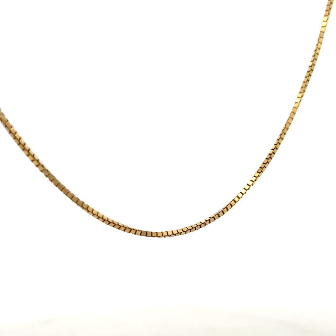 9ct yellow gold box chain weighing 6.4g, sleek and polished jewelry chain with a classic design, unbranded.