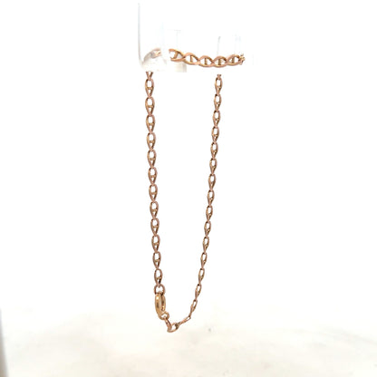 9ct yellow gold bracelet weighing 2.6g, featuring a classic chain design, unbranded jewelry with polished finish.