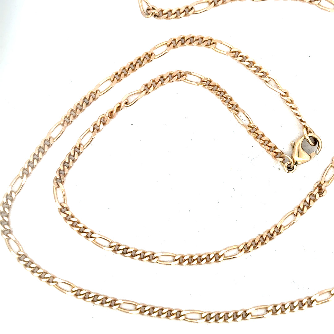 9ct yellow gold chain weighing 11.6g, featuring a classic link design, unbranded jewelry piece with a polished finish.