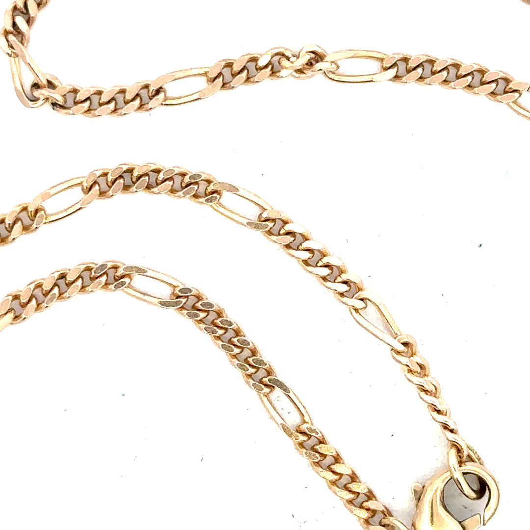 9ct yellow gold chain weighing 11.6g, featuring a classic link design, with a shiny polished finish.