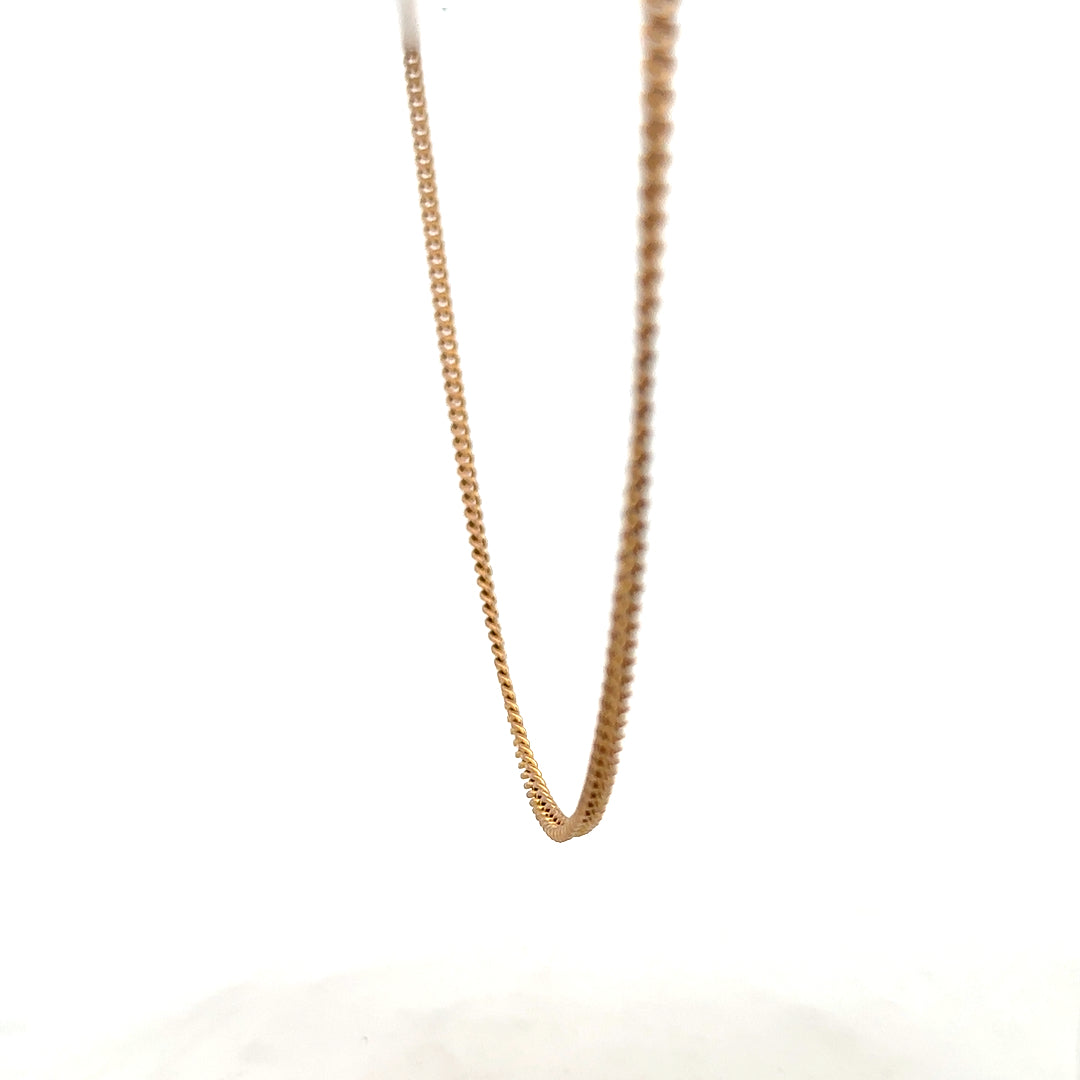 Unbranded 9ct yellow gold chain weighing 12.7g, with a detailed close-up of the textured links.