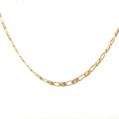 9ct yellow gold chain weighing 13.1g, featuring a classic link design, unbranded jewelry piece with polished finish.