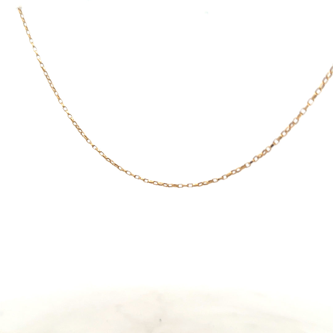 9ct yellow gold chain weighing 2.2 grams, unbranded, with a classic link design visible in the image.