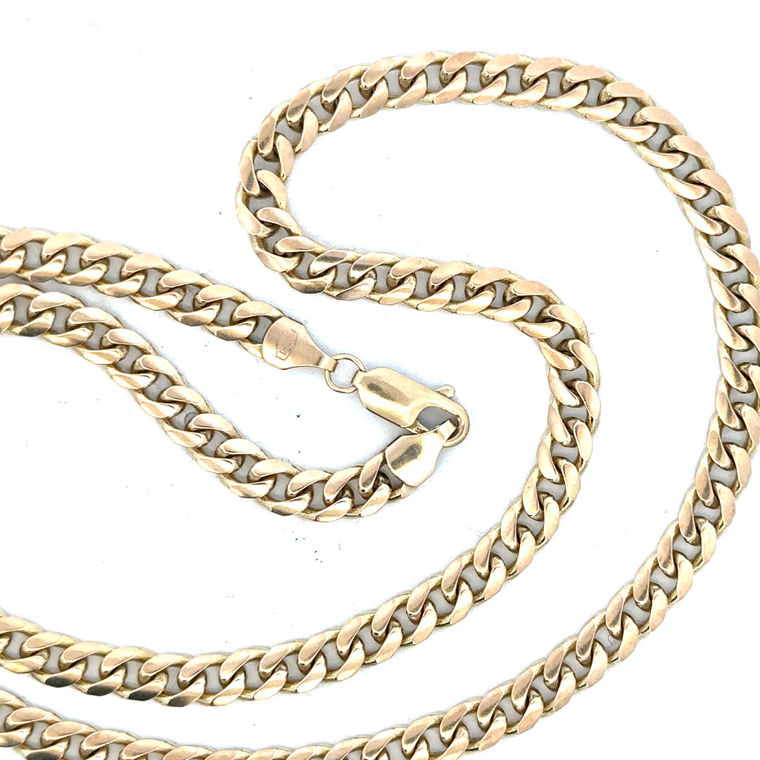 9ct yellow gold chain weighing 22.7g, unbranded, with a detailed close-up of the chain’s links and polished finish.