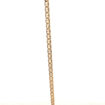 9ct yellow gold chain weighing 3.7g, featuring a classic link design, unbranded jewelry piece for everyday wear.