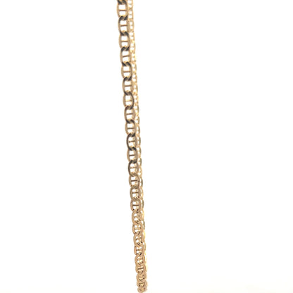 9ct yellow gold chain weighing 3.7g, featuring a delicate link design, unbranded jewelry suitable for everyday wear.