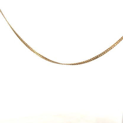 9ct yellow gold chain weighing 4.6g, unbranded, with a close-up view of the fine link design and polished finish.