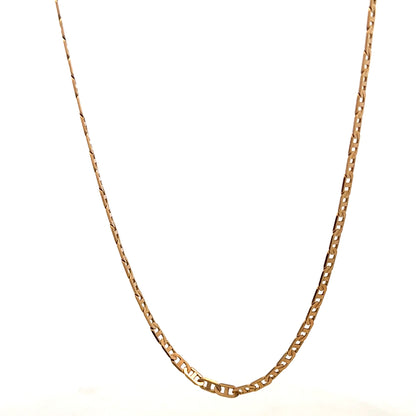 9ct yellow gold chain weighing 6.6g, unbranded, with a classic link design, shown on a plain background.