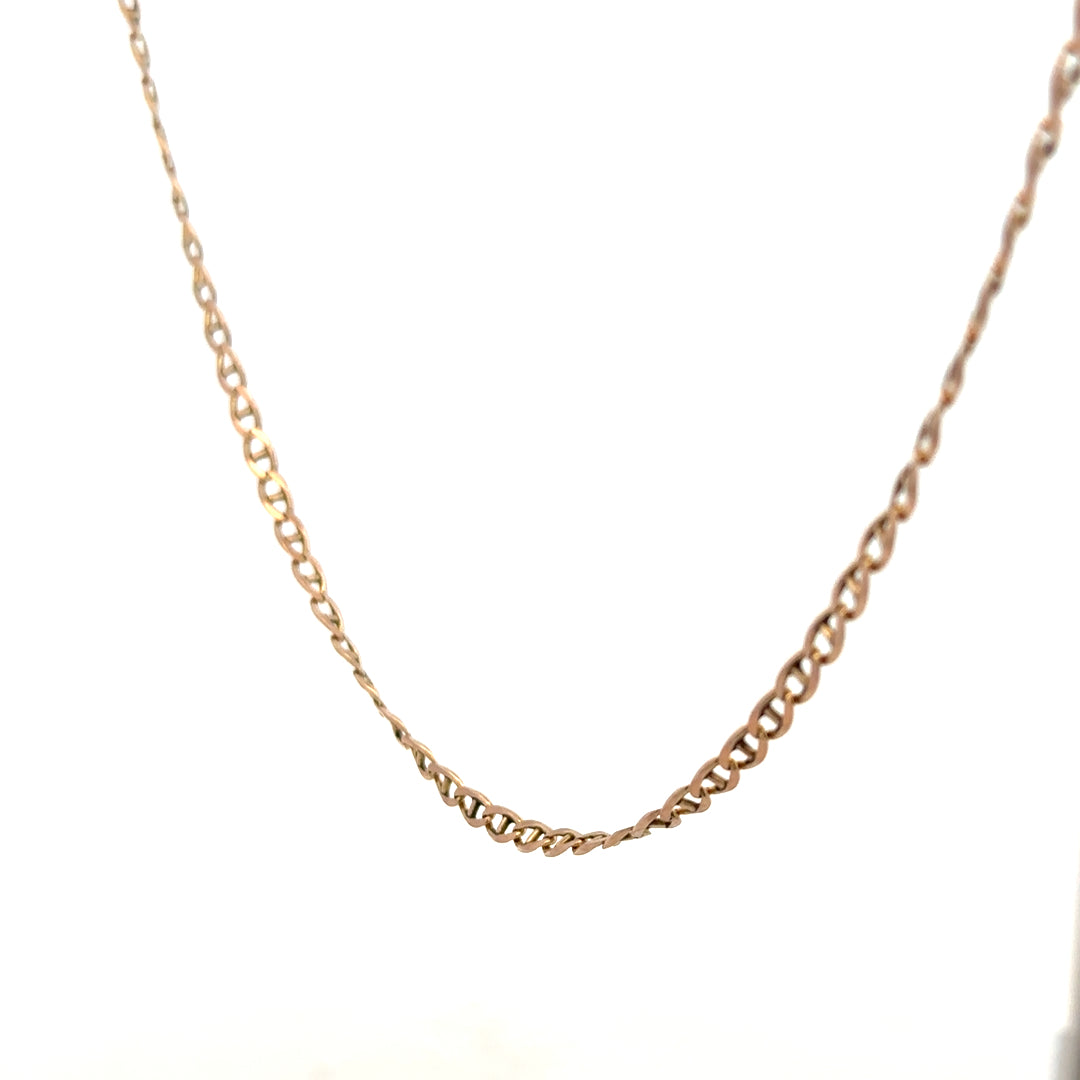 9ct yellow gold chain weighing 6.7g, showcasing a classic jewelry design with a polished finish and secure clasp.