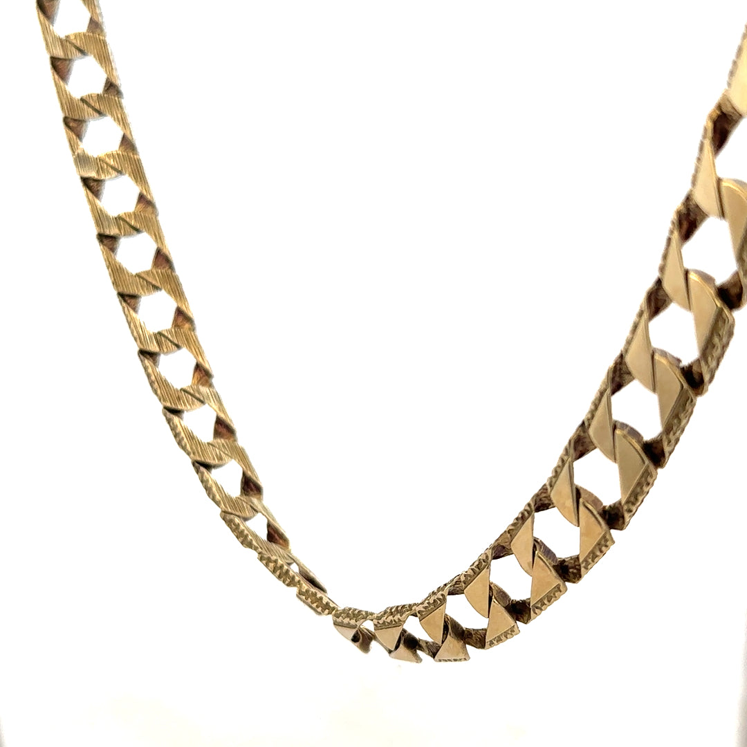 9ct yellow gold chain weighing 61.2g, featuring a classic link design, unbranded jewelry for elegant wear