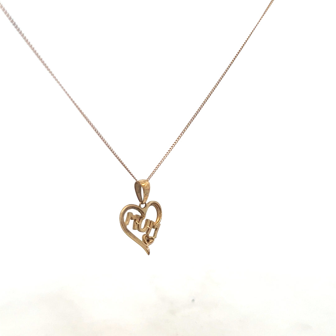 9ct yellow gold chain with Mum pendant, 1.7g, unbranded, elegant jewelry featuring a heart-shaped pendant on a delicate gold chain.