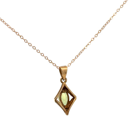 9ct yellow gold chain with pendant, weighing 2.2g, stylish jewelry piece showcasing a simple, elegant design.