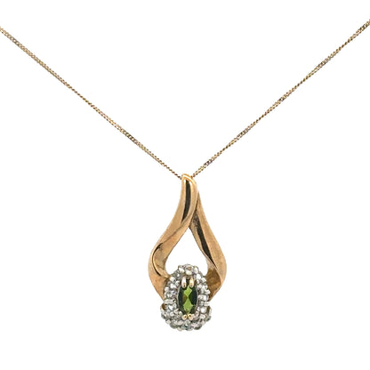 9ct yellow gold chain with pendant, lightweight jewelry, 3g, unbranded, elegant accessory for everyday or special occasions.