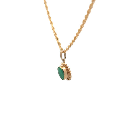 9ct yellow gold chain with matching pendant, 4.6g, unbranded, featuring a simple elegant design for stylish wear