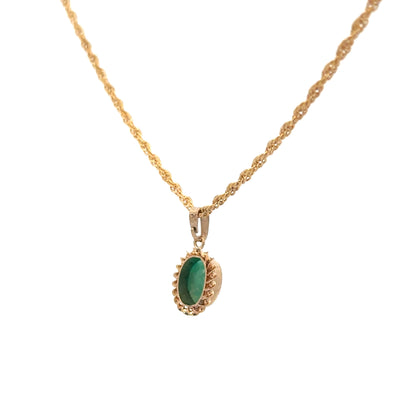 9ct yellow gold chain and pendant with a delicate design, weighs 4.6g, featuring a classic jewelry style.