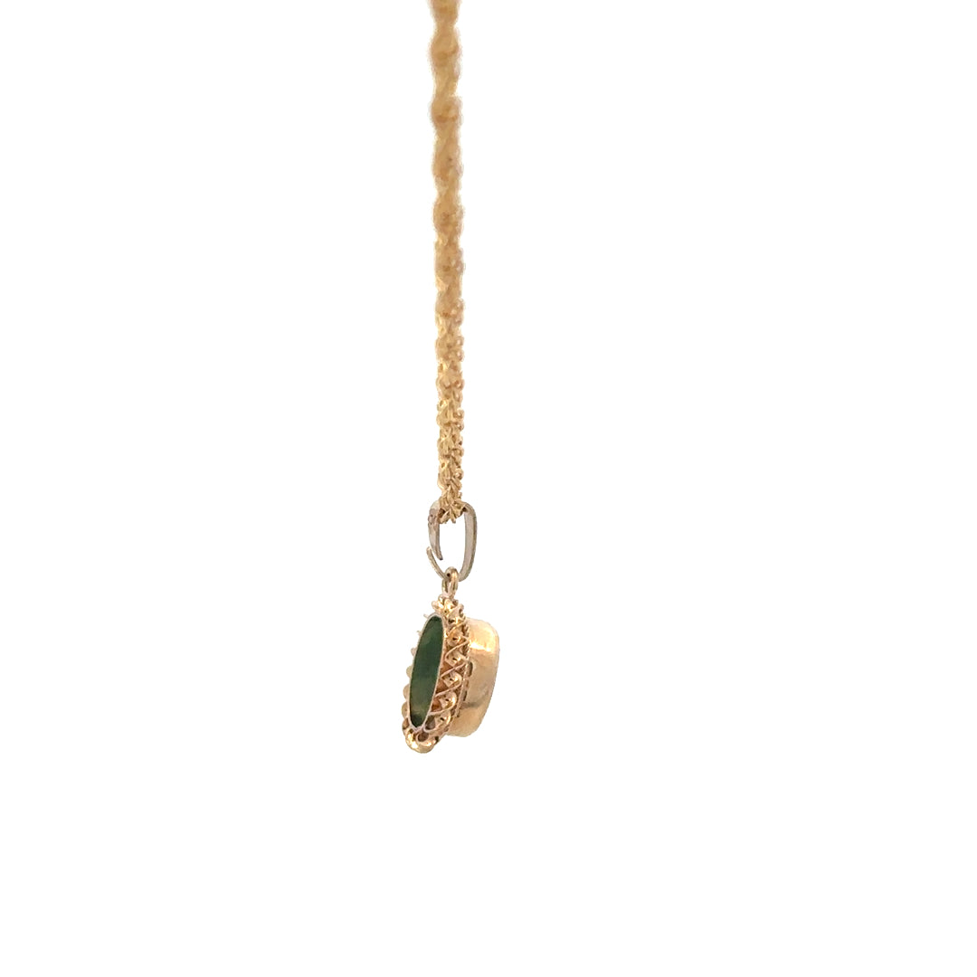 9ct yellow gold chain with pendant, unbranded jewelry, weight 4.6g, showcasing detailed gold craftsmanship and elegant design.