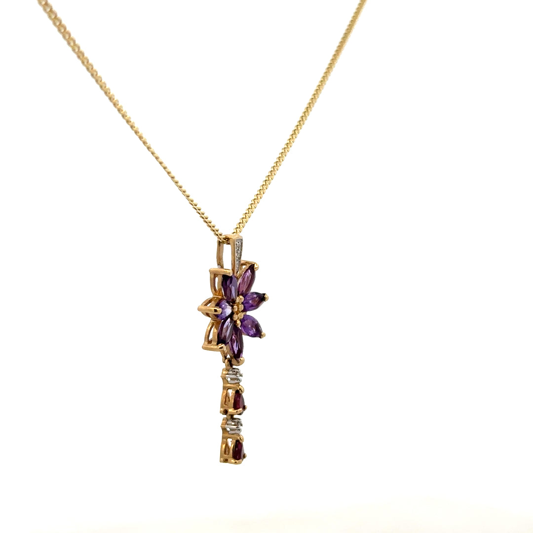 9ct yellow gold chain and pendant, unbranded, 4g, detailed close-up showing the elegant jewelry design and polished finish.