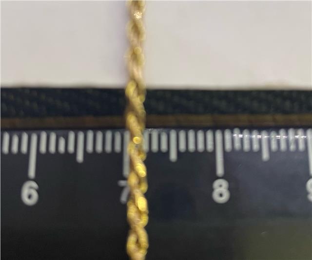 9ct yellow gold chain with a classic link design, featuring a secure clasp, ideal for everyday wear or layering.