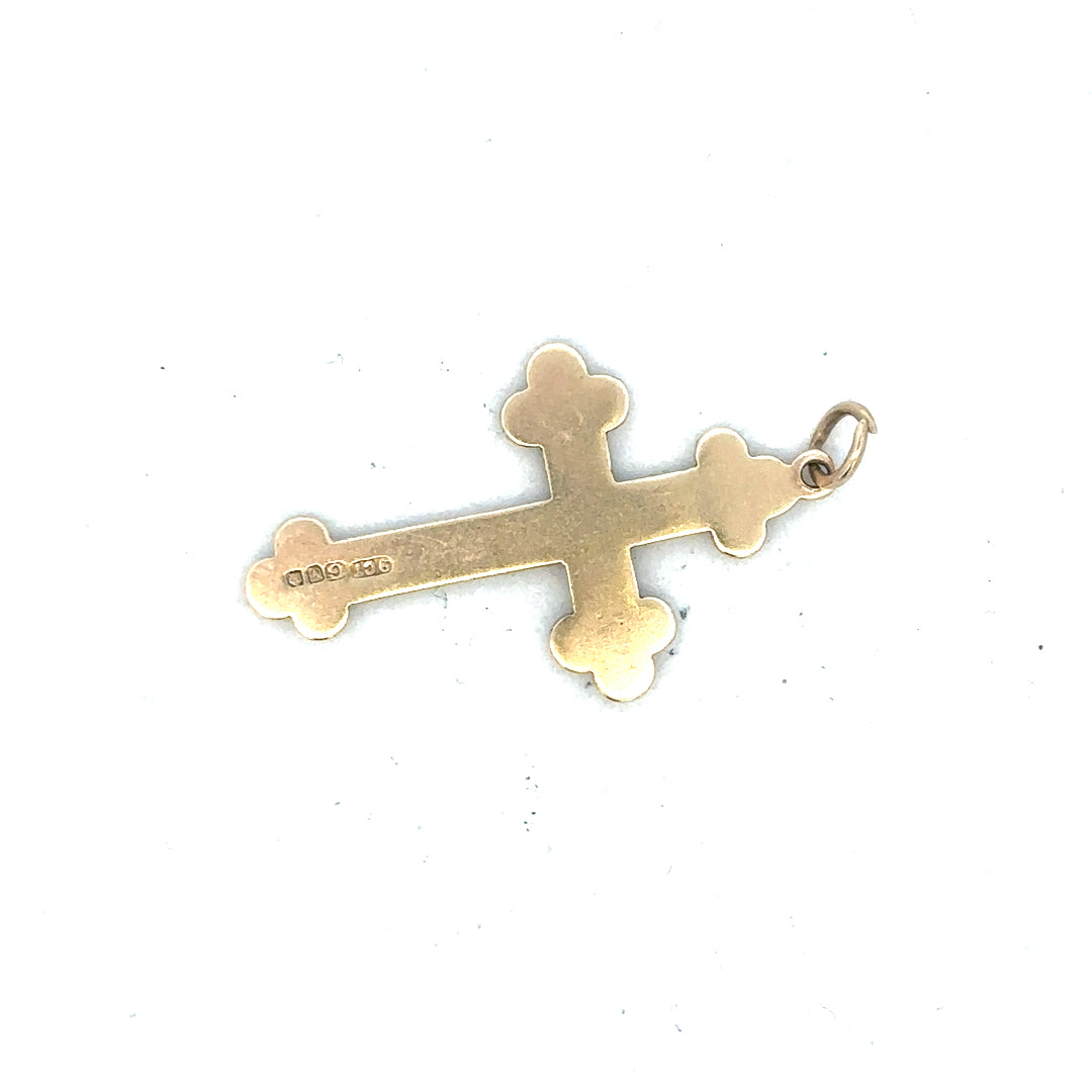 9ct yellow gold cross pendant weighing 2.7g, crafted with detailed design, ideal for necklace jewelry.