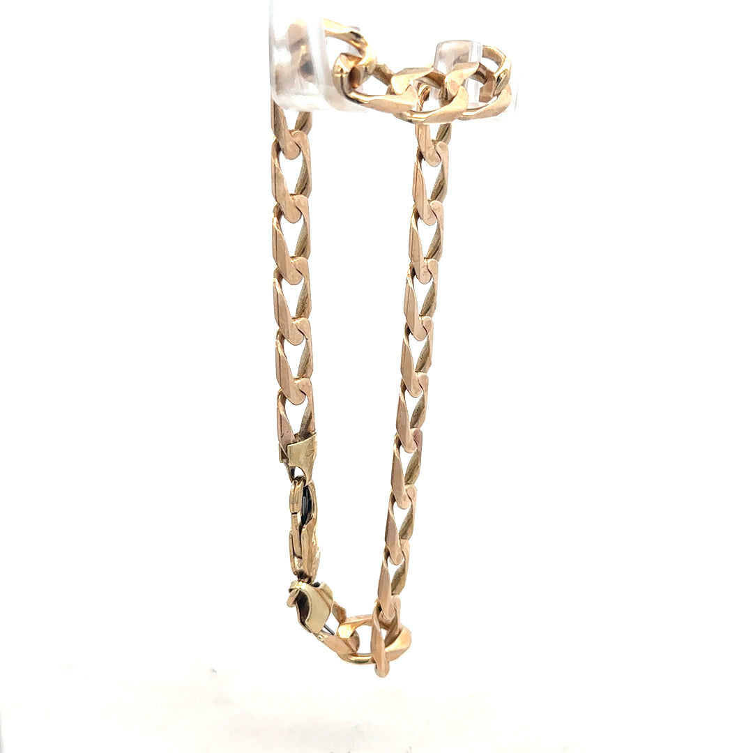 9ct yellow gold curb bracelet with 18.3g, featuring classic linked chain design, unbranded jewelry accessory for everyday wear