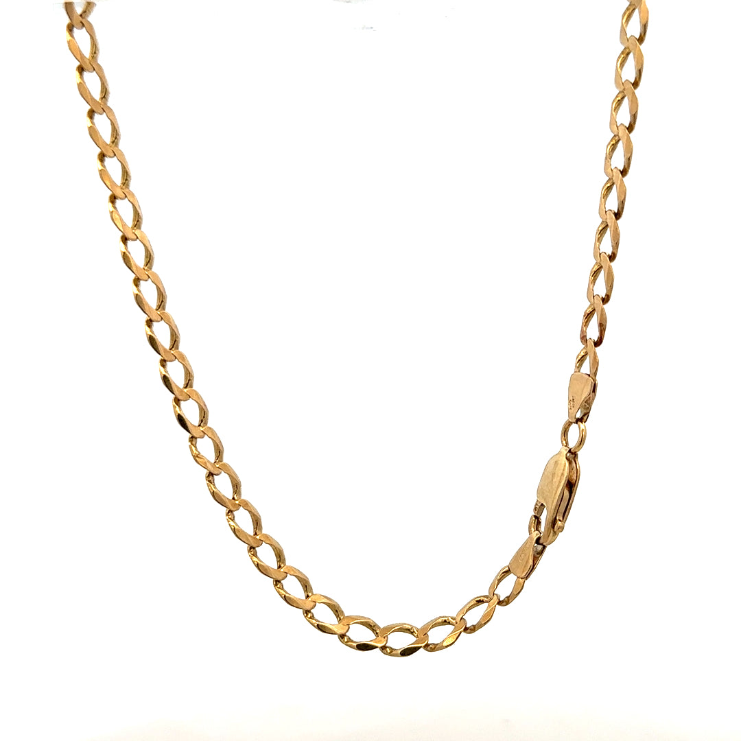 9ct yellow gold curb bracelet weighing 7.6g, featuring classic linked design and polished finish.