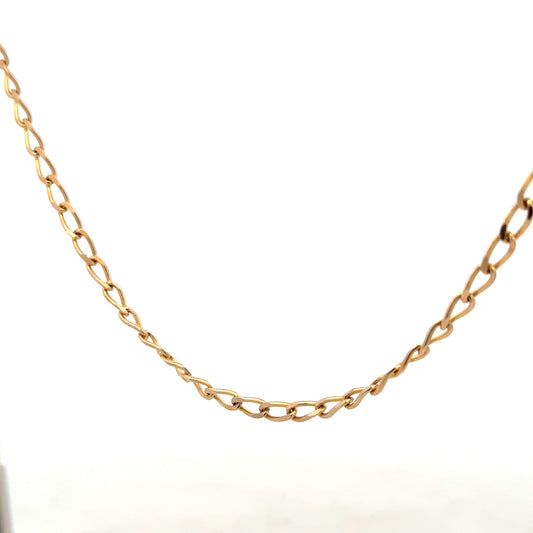 9ct yellow gold curb chain weighing 13.2g, showcasing a classic linked design with a polished finish