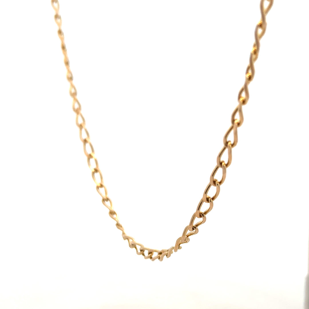 9ct yellow gold curb chain weighing 13.2g, unbranded jewelry with a classic link design, displayed on a plain background.