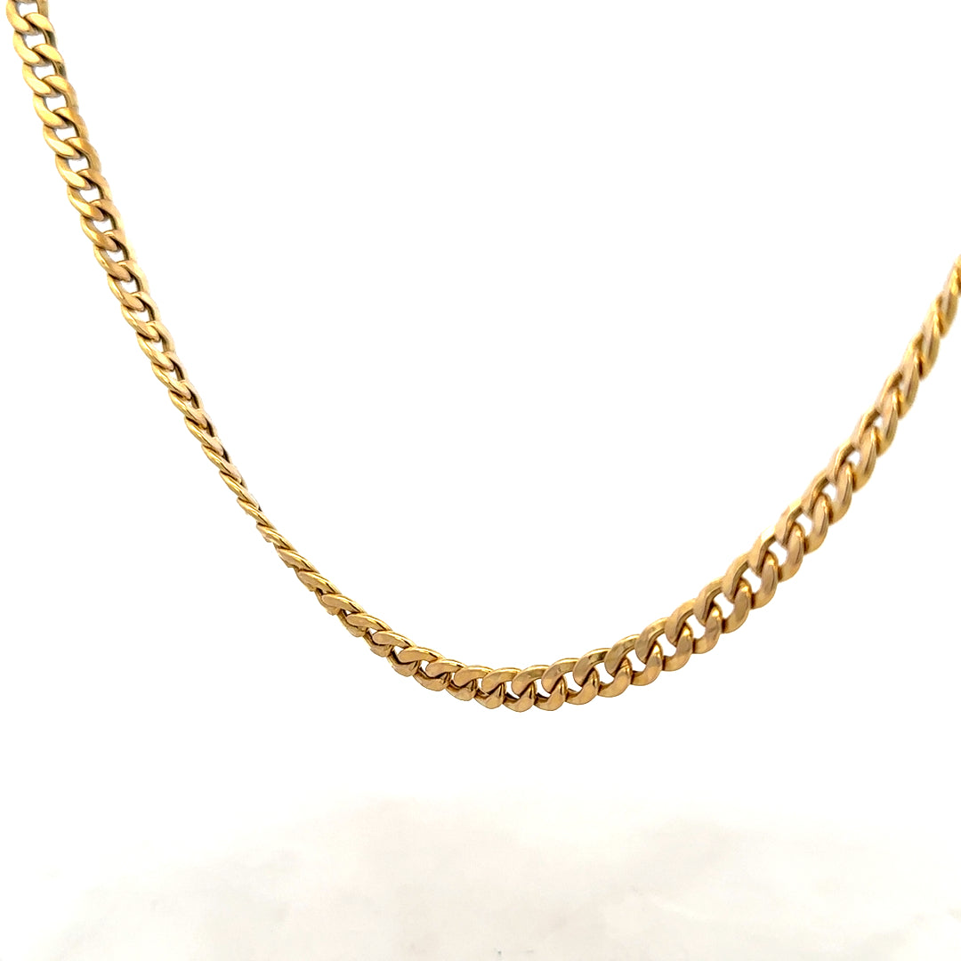 9ct yellow gold curb chain weighing 14.6g, featuring a classic linked design, unbranded jewelry accessory.