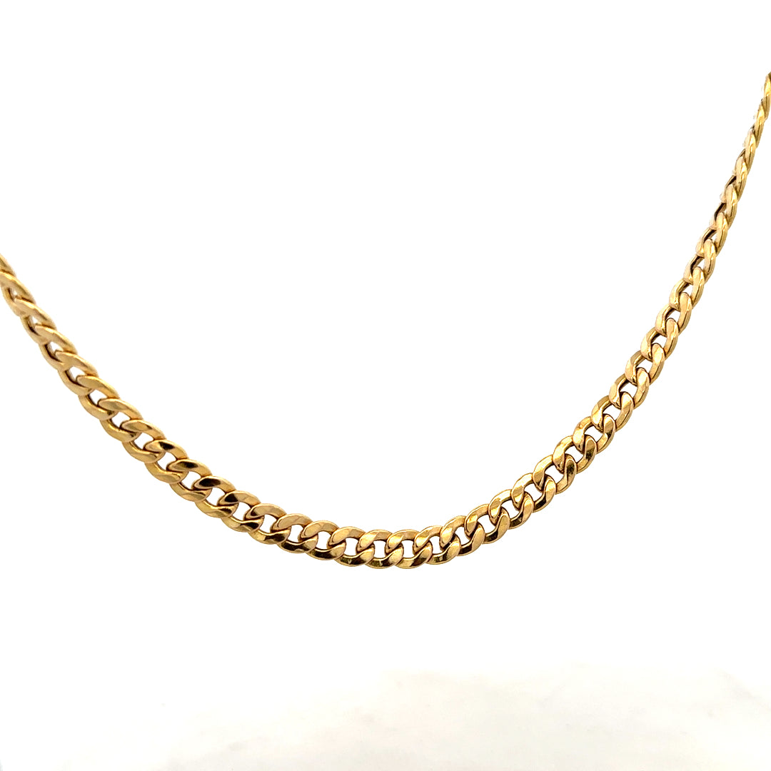 9ct yellow gold curb chain weighing 14.6g, featuring classic linked design, unbranded jewelry accessory.