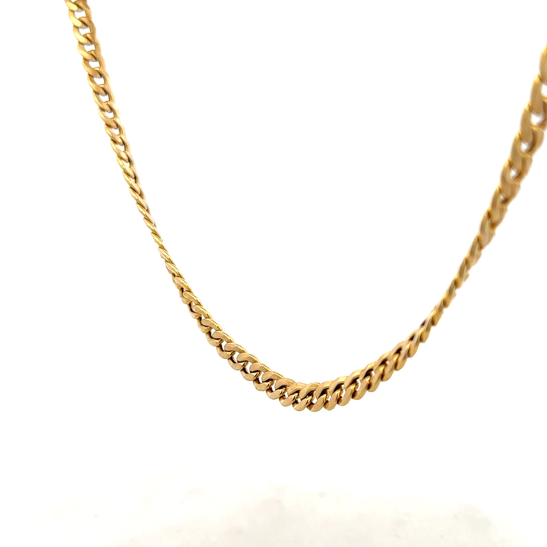 9ct yellow gold curb chain weighing 14.6g, featuring classic interlinked design and secure clasp, unbranded jewelry piece