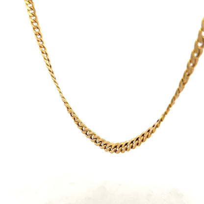 9ct yellow gold curb chain weighing 14.6g, featuring classic interlinked design and secure clasp, unbranded jewelry piece