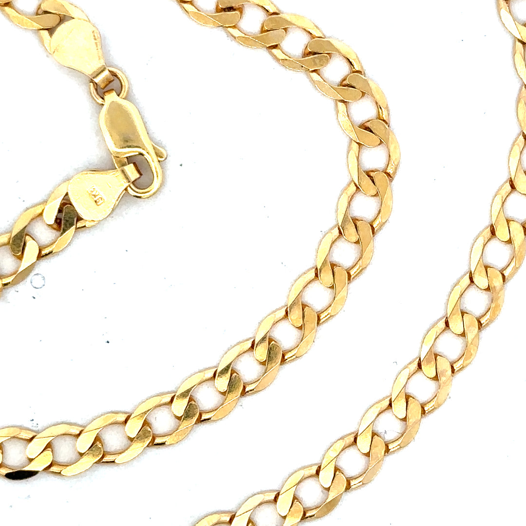 9ct yellow gold curb chain weighing 14.7g, featuring classic interlinked design, unbranded jewelry accessory.
