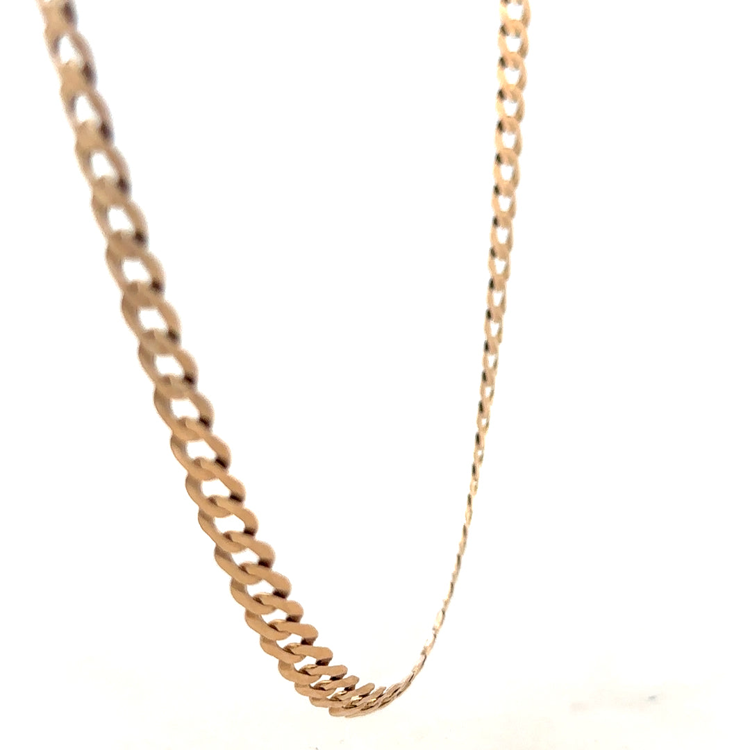 9ct yellow gold curb chain weighing 14.7g, unbranded jewelry accessory with classic link design