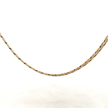 9ct yellow gold curb chain weighing 30.3g with a classic link design, made of unbranded fine gold jewelry.
