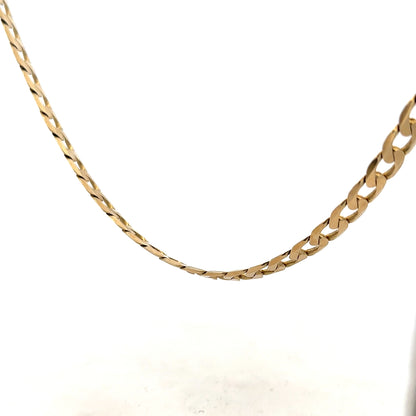 9ct yellow gold curb chain weighing 30.3g, featuring classic links, unbranded jewelry for men or women.