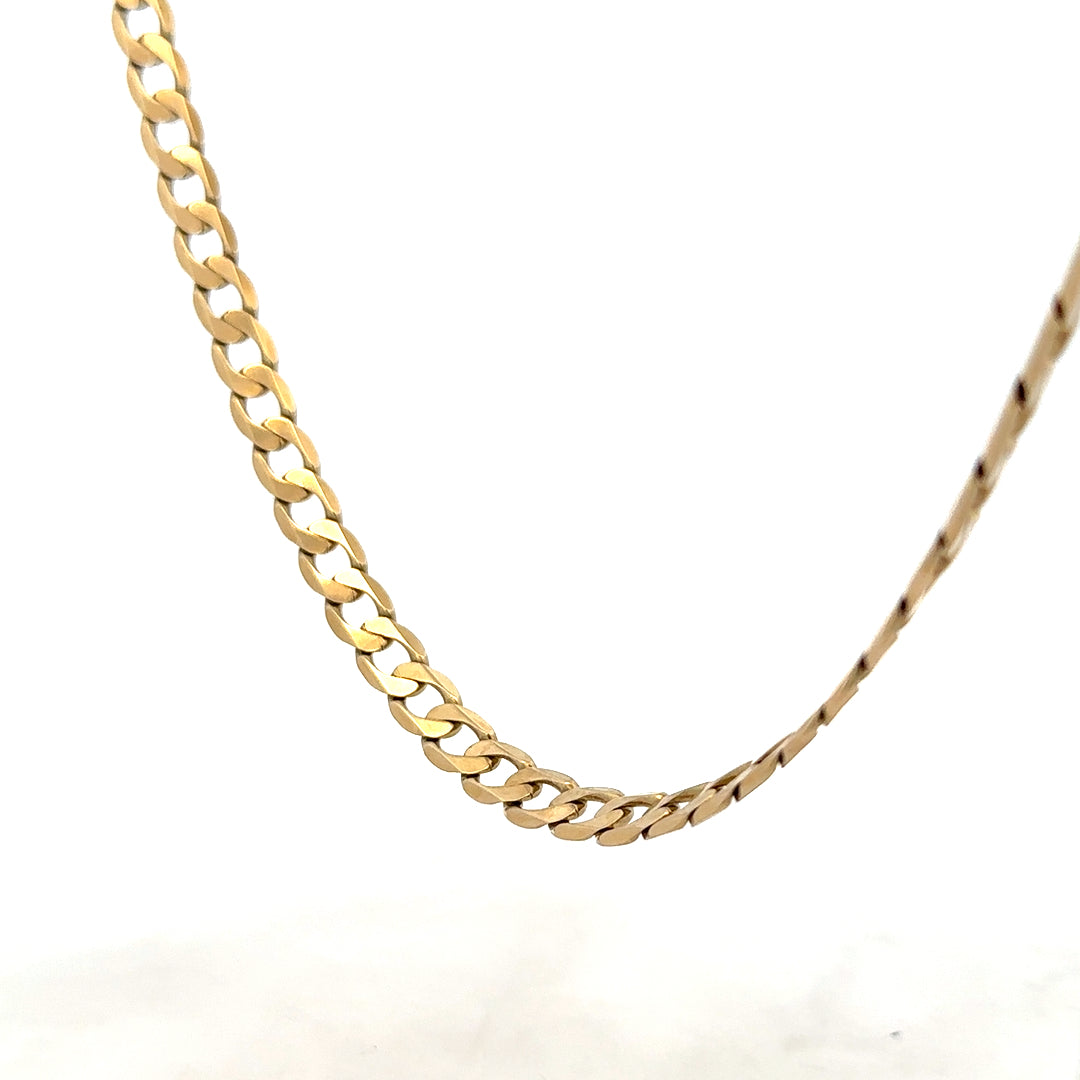 9ct yellow gold curb chain weighing 30.3g, showcasing a classic link design with a polished finish.