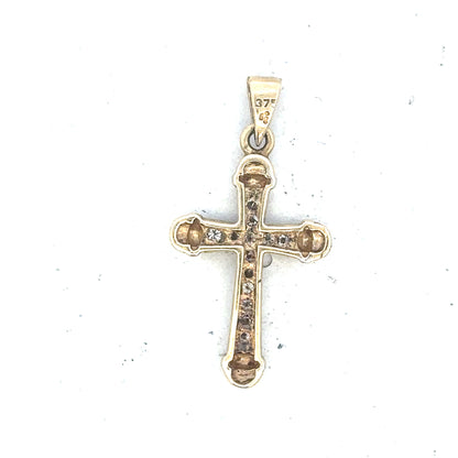 9ct yellow gold diamond pendant, unbranded, showcasing a sparkling diamond and elegant design, weighing 1.7g.