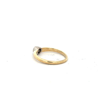 9ct yellow gold diamond ring in size K with sparkling diamonds, featuring a classic design and unbranded craftsmanship.