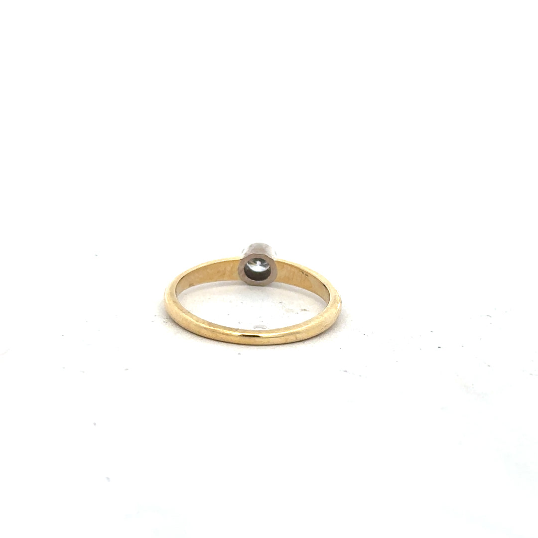 9ct yellow gold diamond ring in size K with sparkling diamonds, showcasing elegant jewelry design.