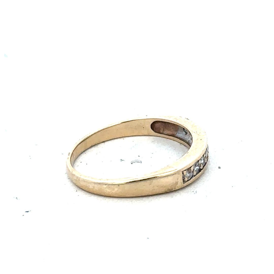 9ct yellow gold diamond ring in size K 1/2, featuring a sparkling diamond setting, unbranded jewelry piece.