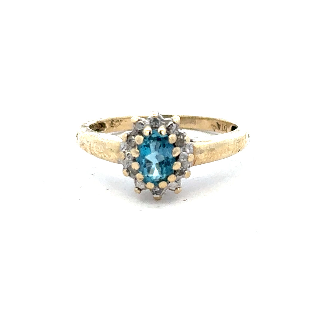 9ct yellow gold diamond ring in size M with sparkling diamonds, showcasing an elegant jewelry design.