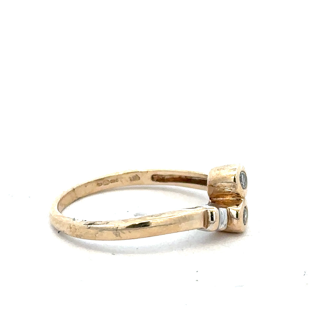 9ct yellow gold diamond ring in size O with sparkling diamonds, showcasing elegant jewelry craftsmanship.