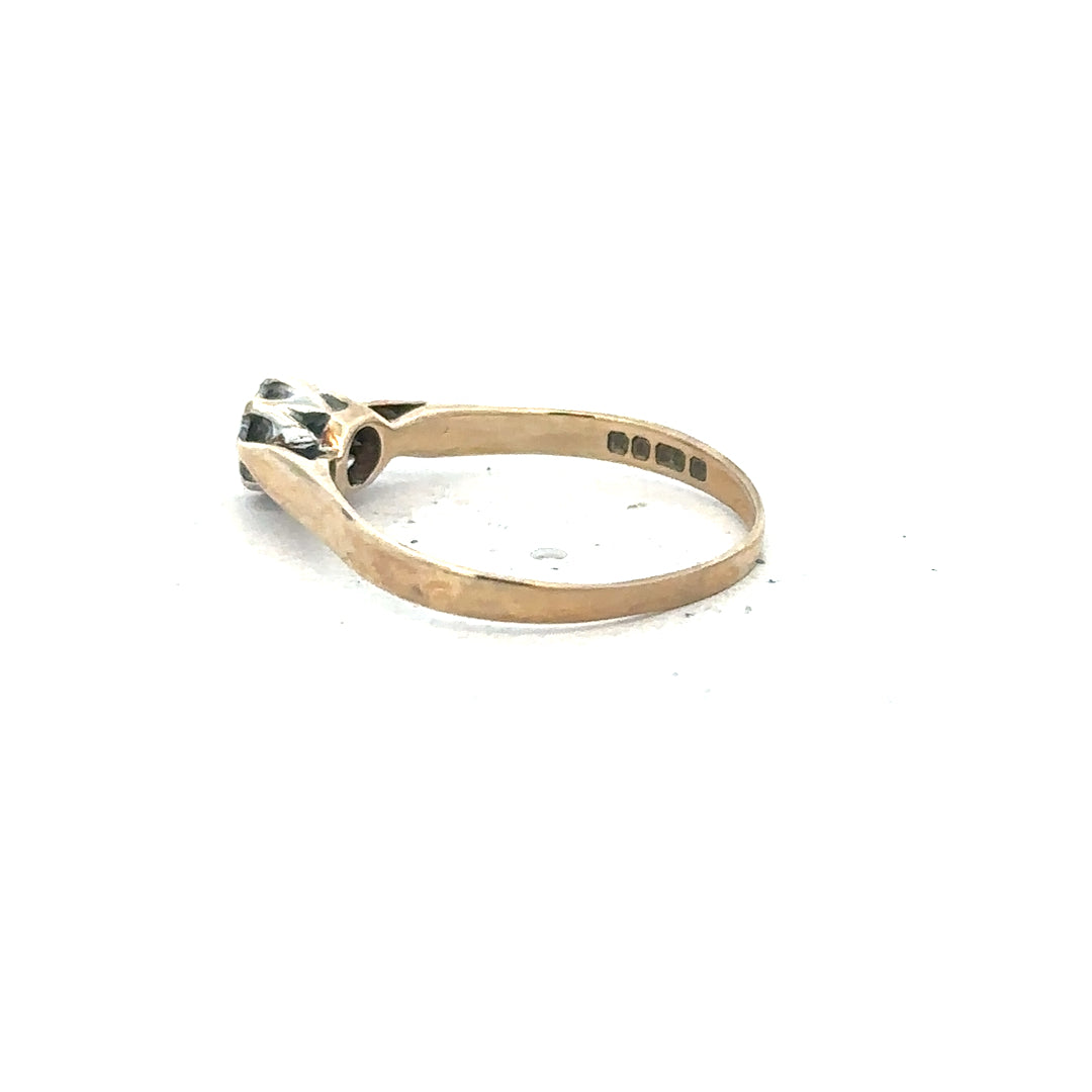 9ct yellow gold diamond ring in size O with sparkling diamonds, unbranded jewelry showcasing elegant craftsmanship.