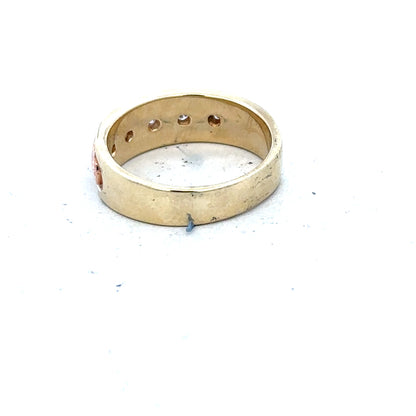 9ct yellow gold diamond ring in size O with sparkling diamonds, unbranded jewelry piece showcasing elegant craftsmanship.