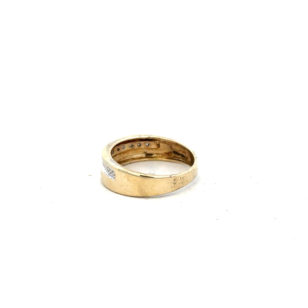 9ct yellow gold diamond ring in size P with sparkling diamonds, designed for elegant jewelry wear.