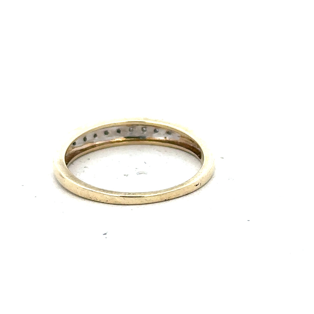 9ct yellow gold diamond ring in size P, featuring a sparkling diamond setting, unbranded jewelry piece.