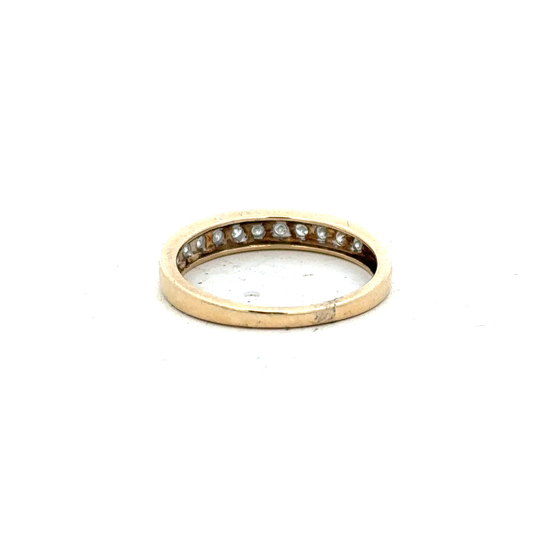 9ct yellow gold diamond ring in size P1/2, featuring a sparkling diamond setting and a classic design.